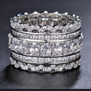 Detailed filigree ring